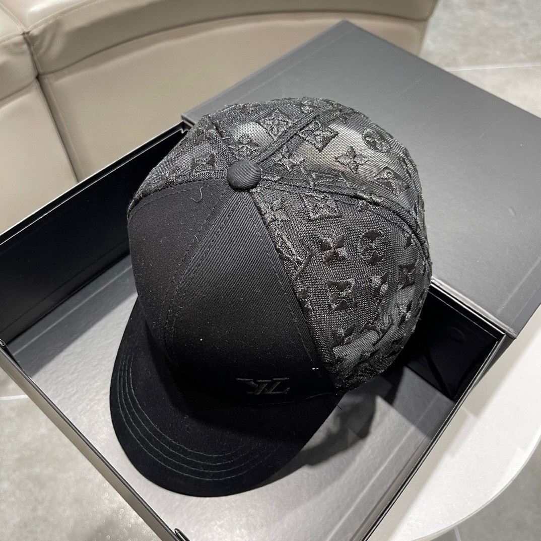 Louis Vuitton Caps